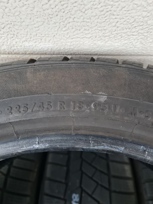 Зимни гуми 4 броя CONTINENTAL WinterContact TS830P 225 45 R18 дот 3618