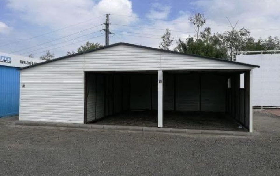 Garaje auto pe structura metalica