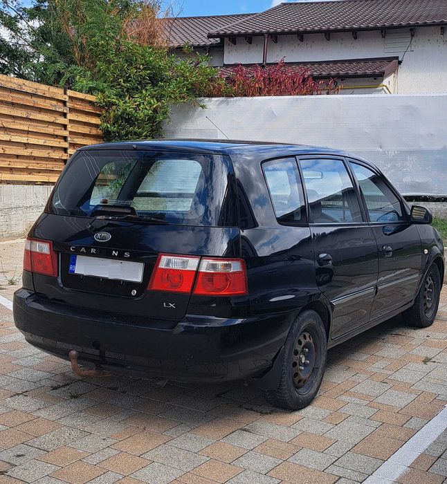 Kia Carens 2006 – Benzină, Automată de Vânzare