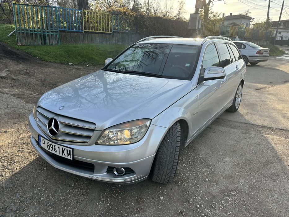 Mercedes-Benz C220