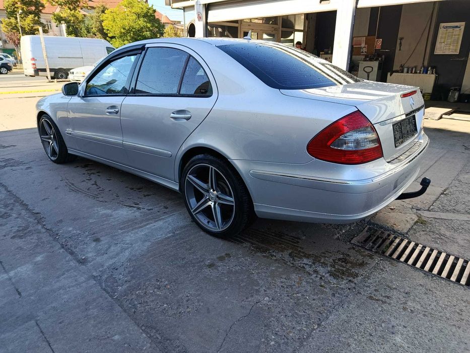 MERCEDES-BENZ E-Class 2007 — imagine 4