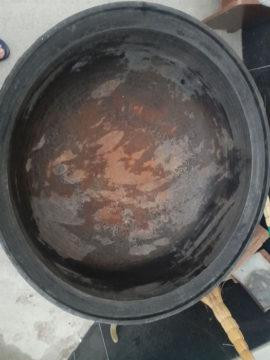 Chugun qozon 100 kiloli holati zor