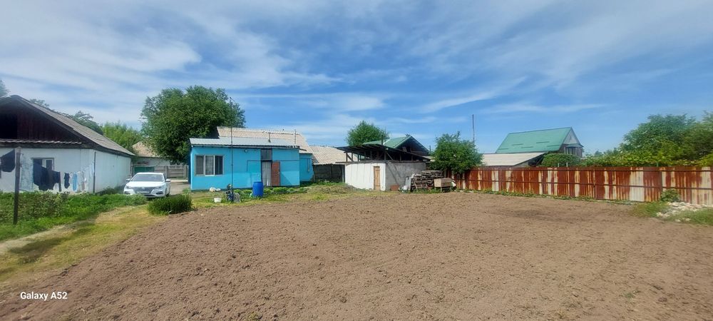 Продаётся     дом   .