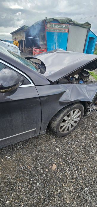 vand passat lovit in fata