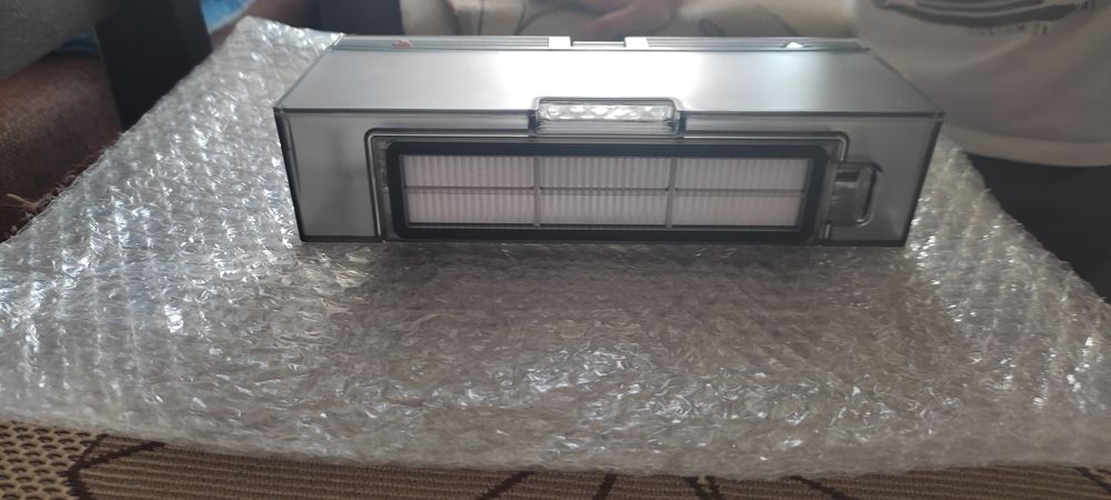 Контейнер за прахосмукачка робот