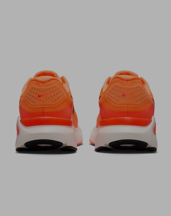 Nike Обувки STRUCTURE 26