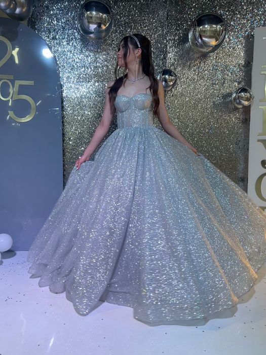 Платье на выпускной серебро