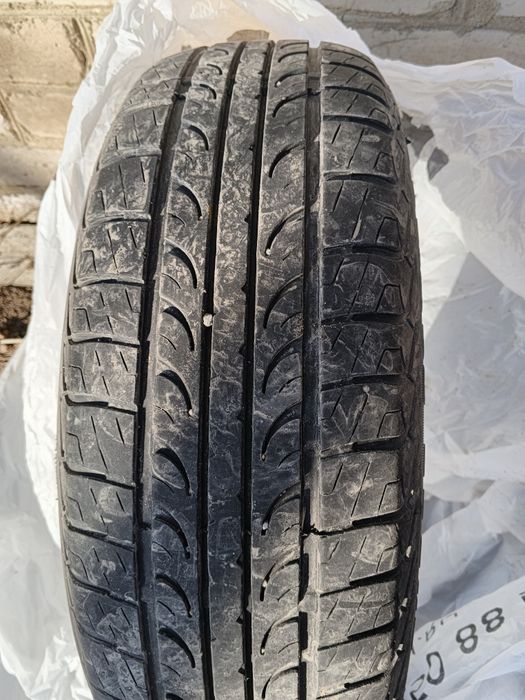 Продам летнюю резину