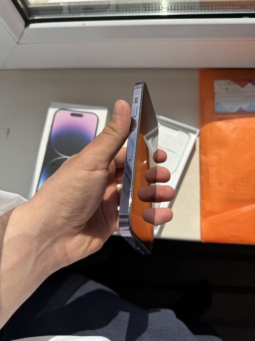 Iphone 14 pro в хорошем состоянии