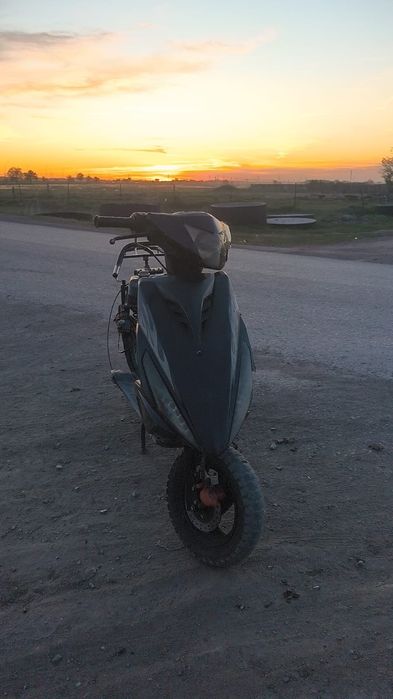 Продам скутер 125 кубов