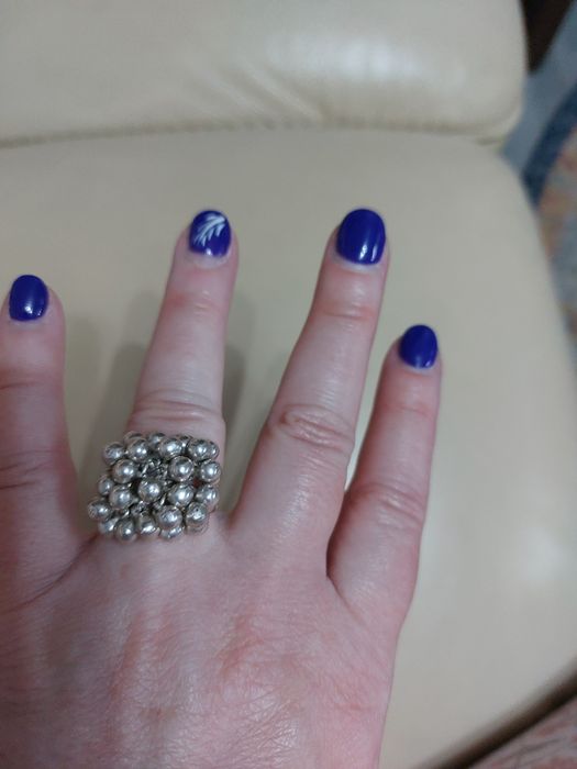 Vând inel dragut din argint 925.