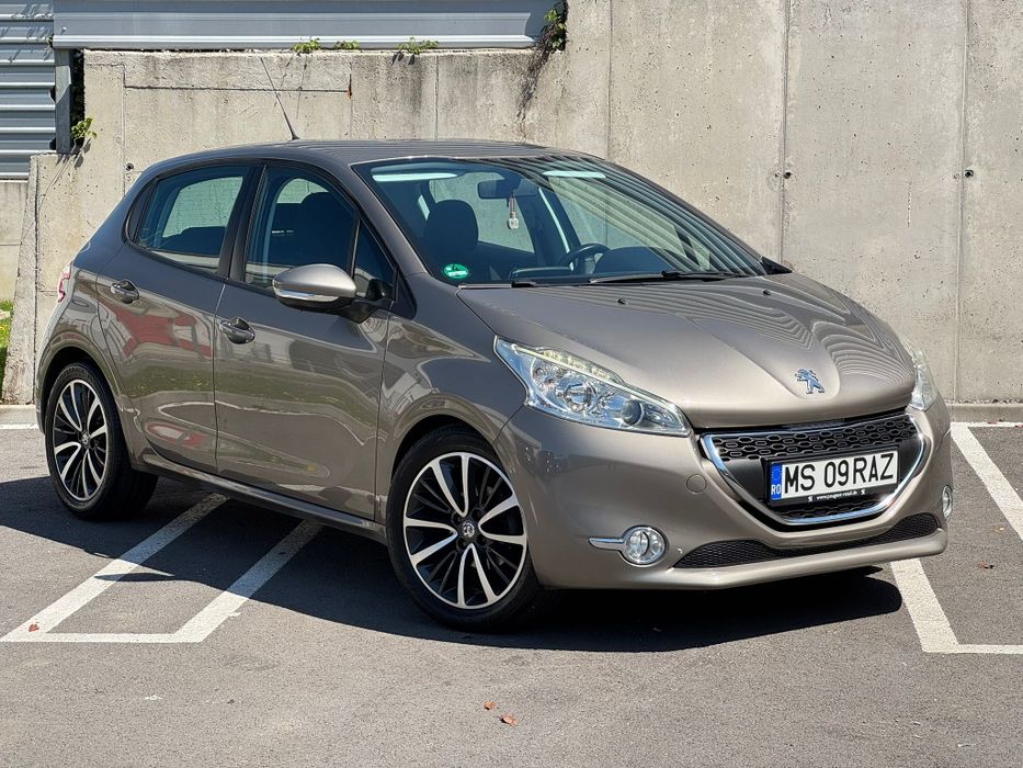 Peugeot 208 an 2012