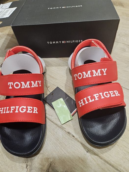 Детски сандали Tommy Hilfiger  Нови 33 номер