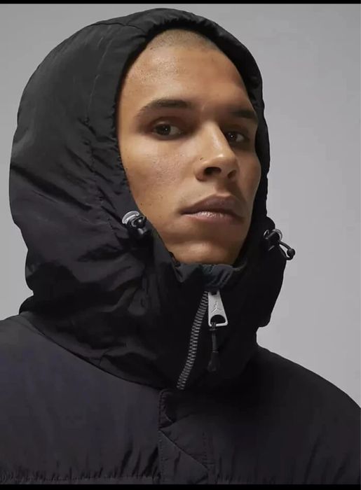 Продам куртку Jordan