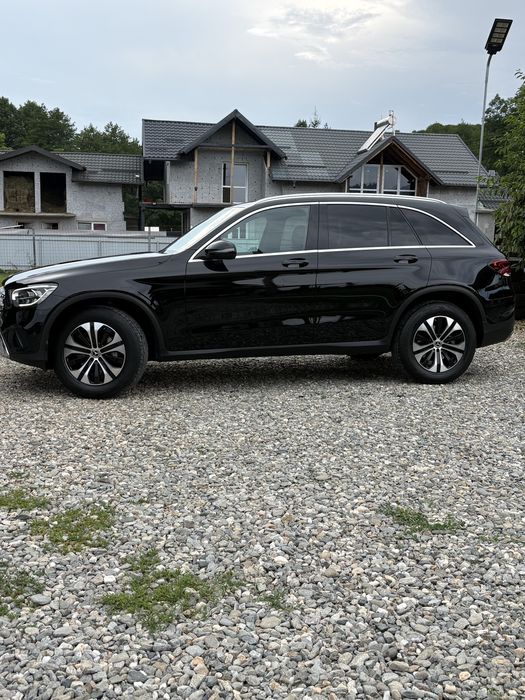 Mercedes-Benz GLC 300e 4MATIC Plug-in Hybrid,306 CP /An 2021