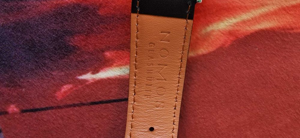 Ceas Nomos Lambda rezerva de putere