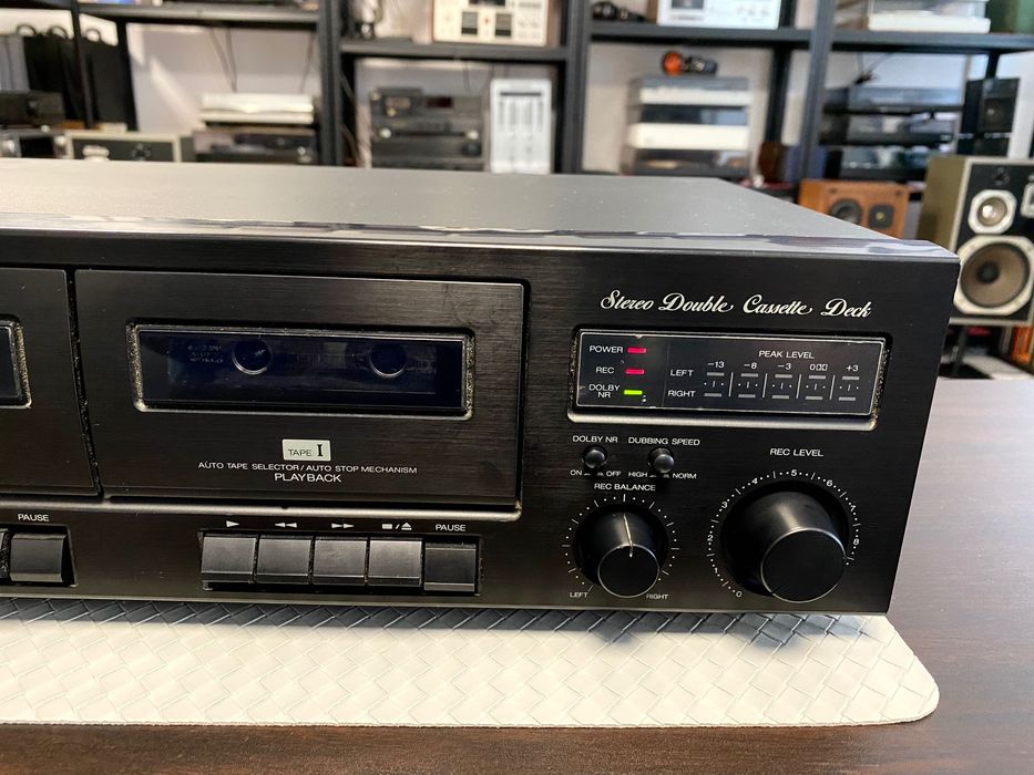 Двукасетен дек Akai