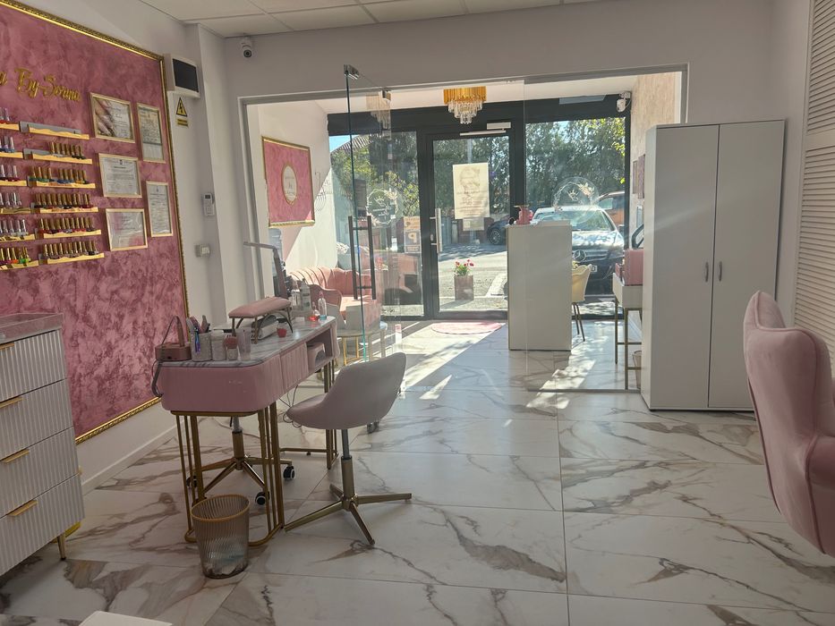 Salon de înfrumusețare de vânzare