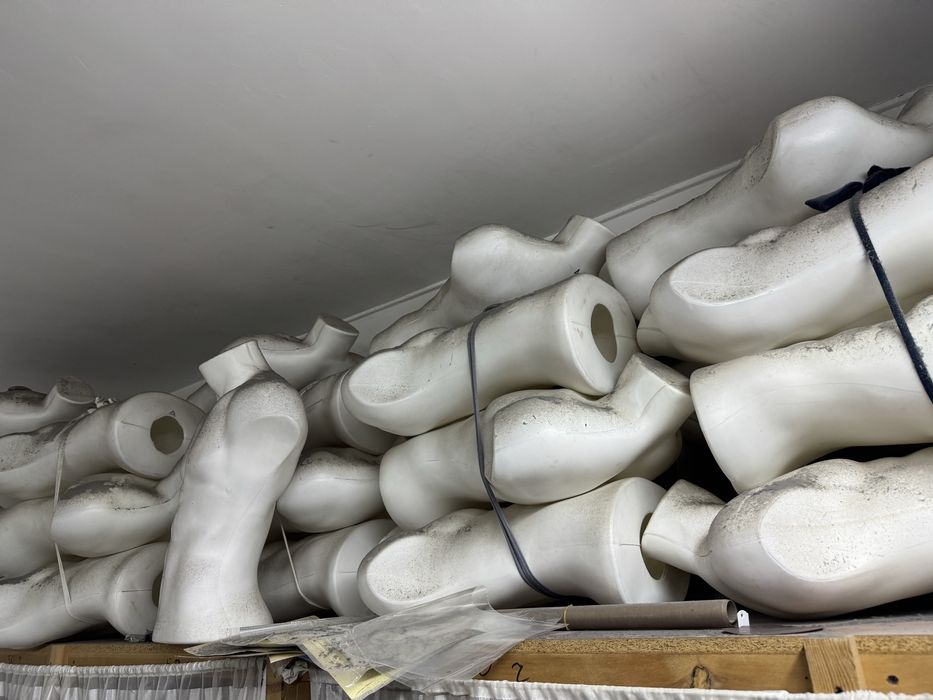 Maneken sotiladi,yangidek arzon narxda optom/dona ,