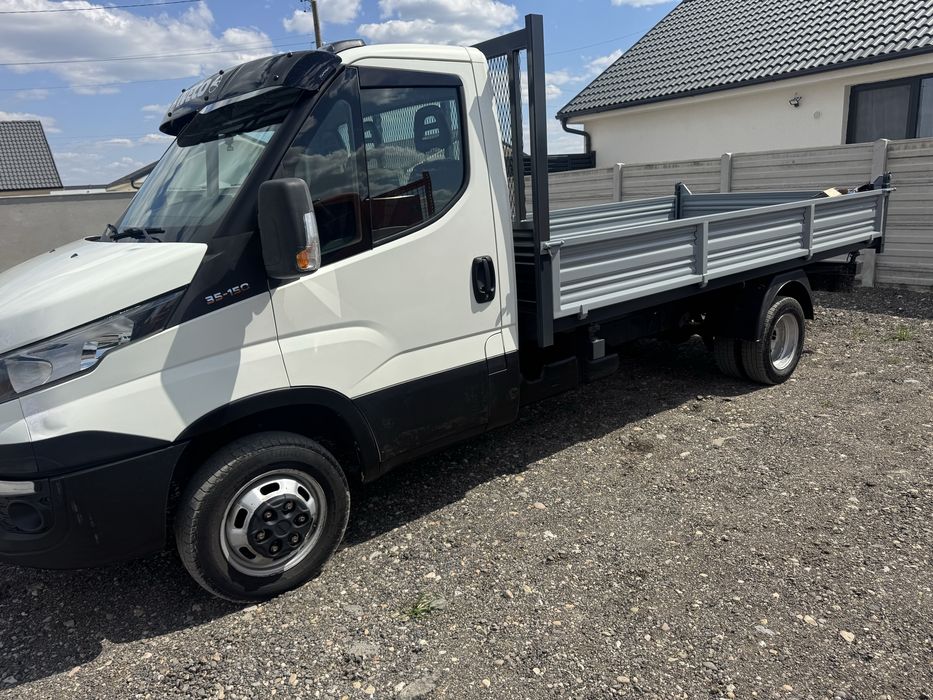 Iveco basculabil pe 3 parti