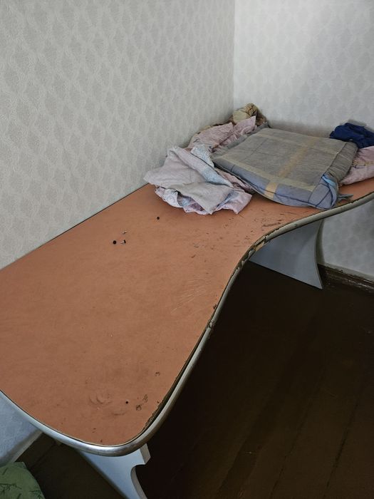 Отдам столы на доски
