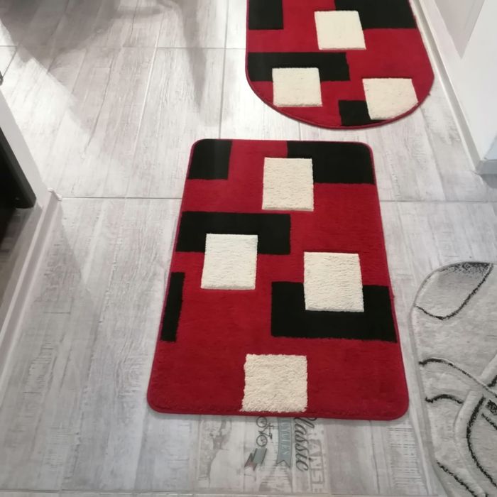 Covoare Pret 150 lei bucata