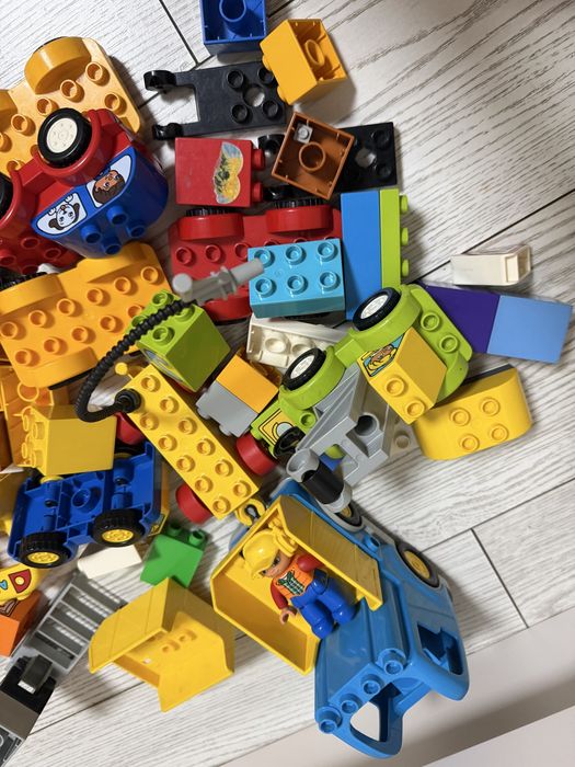 Детские игрушки за все 5000 тг