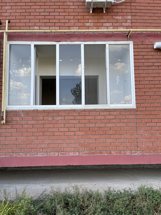 Балкон рамасы әйнектерімен сатылады