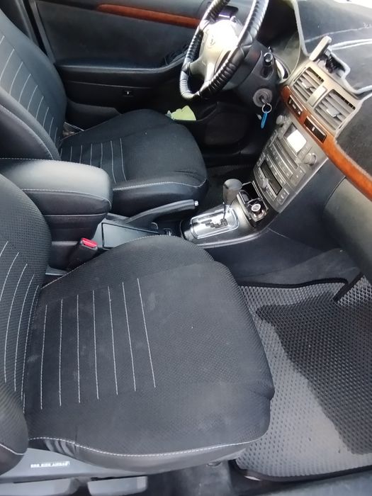 Легковые автомобиль