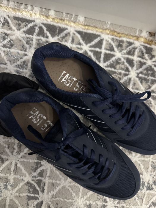 Кроссовки мужские