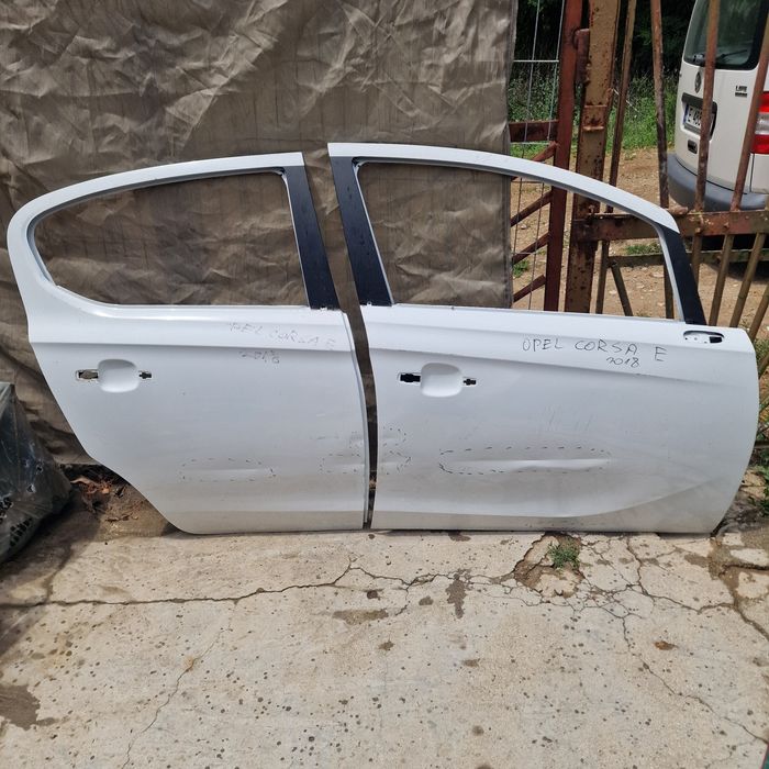 Opel Corsa E 2017 задна дясна врата