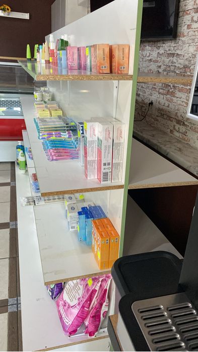 Продам полку на магазин