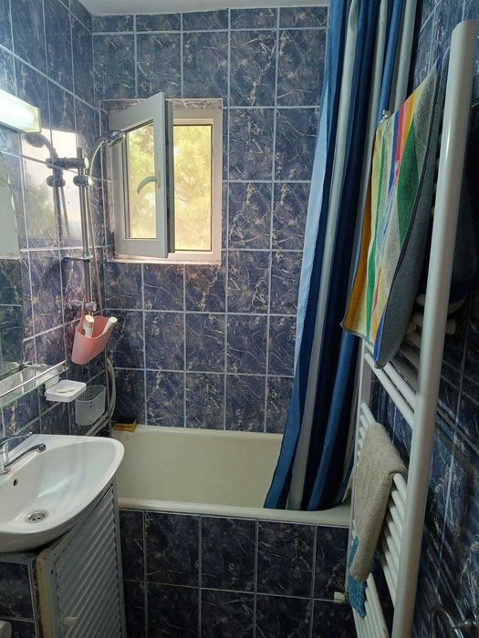 Vand apartament cu 2 camere