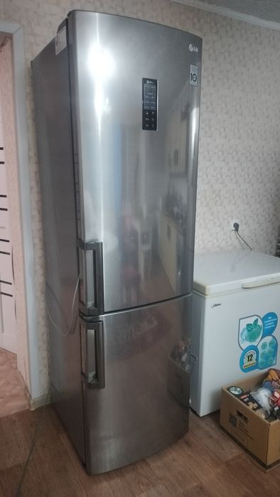 Холодильник бу в отличном состоянии