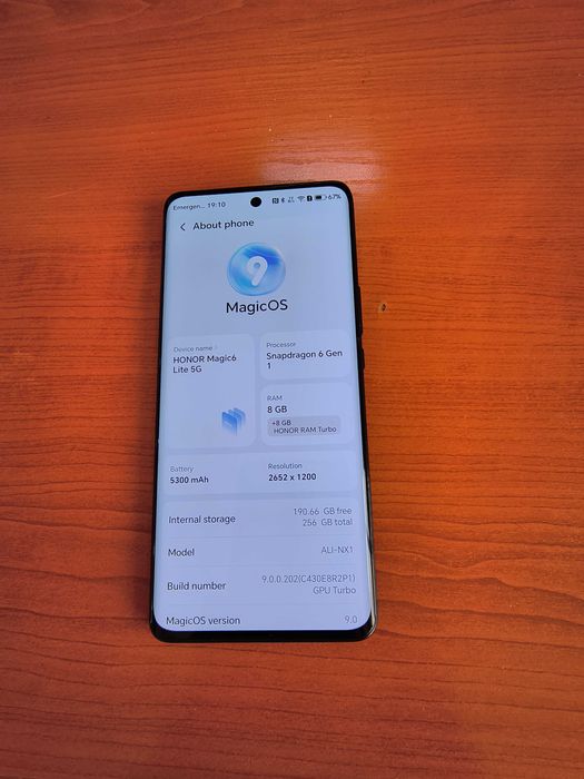 Мобилен телефон Honor Magic 6 Lite 256GB - перфектно състояние