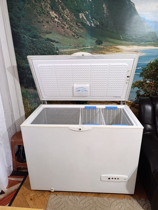 Фризер Whirlpool