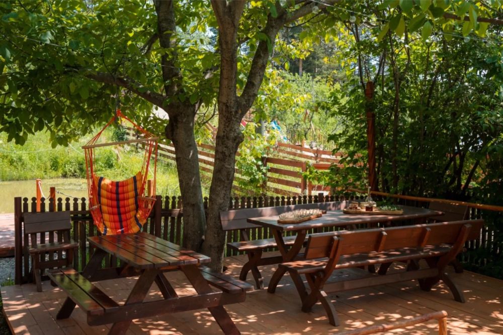 Vând cabane la munte