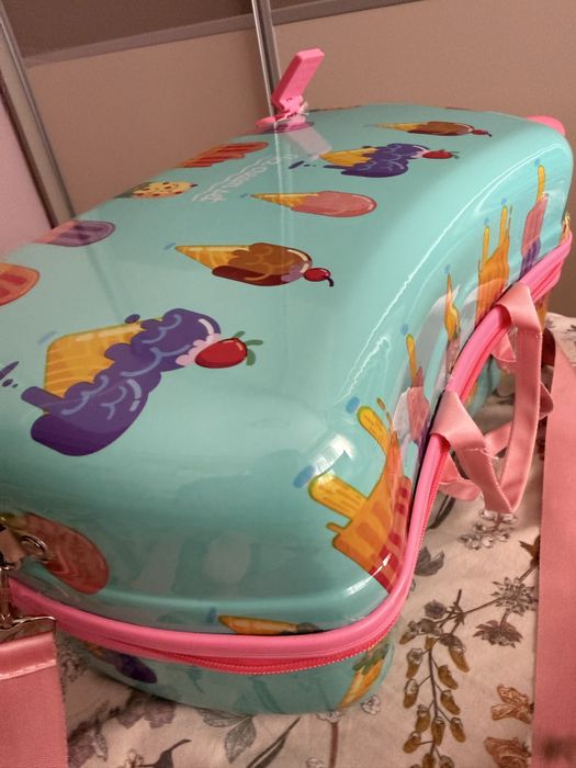 Valiza gen Trunki