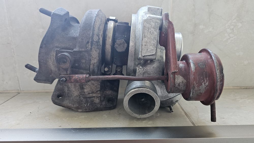 Турбокомпресор от Volvo 2.4T бензин