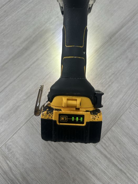 Dewalt DCD 996 filetanta cu percutie