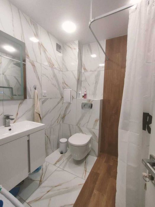 Продава се Тристаен апартамент в Пловдив, Тракия - 89 кв.м за 929 €/кв.м - Снимка #11