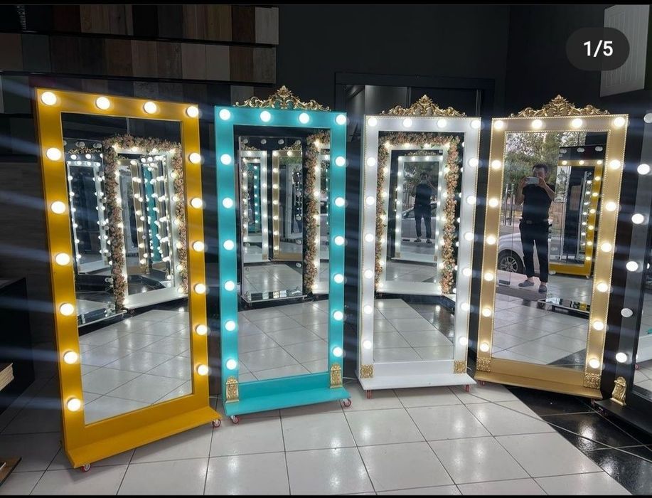 Гримёрное зеркало С лампами новые от 800000