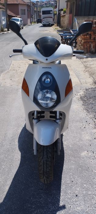Скутер Honda NESS
