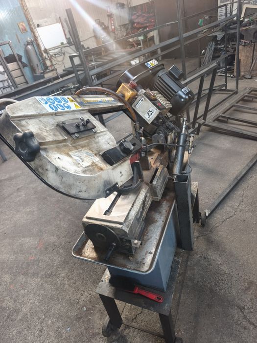 Vând fierăstrău cu banda/panglica Bernardo EBS 181 .aparat sudura CO2