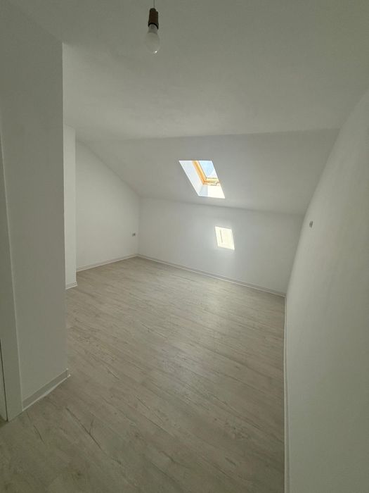 Proprietar,inchiriez duplex
