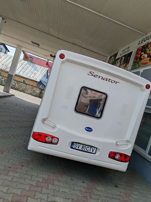 Vând rulota Beiley senator