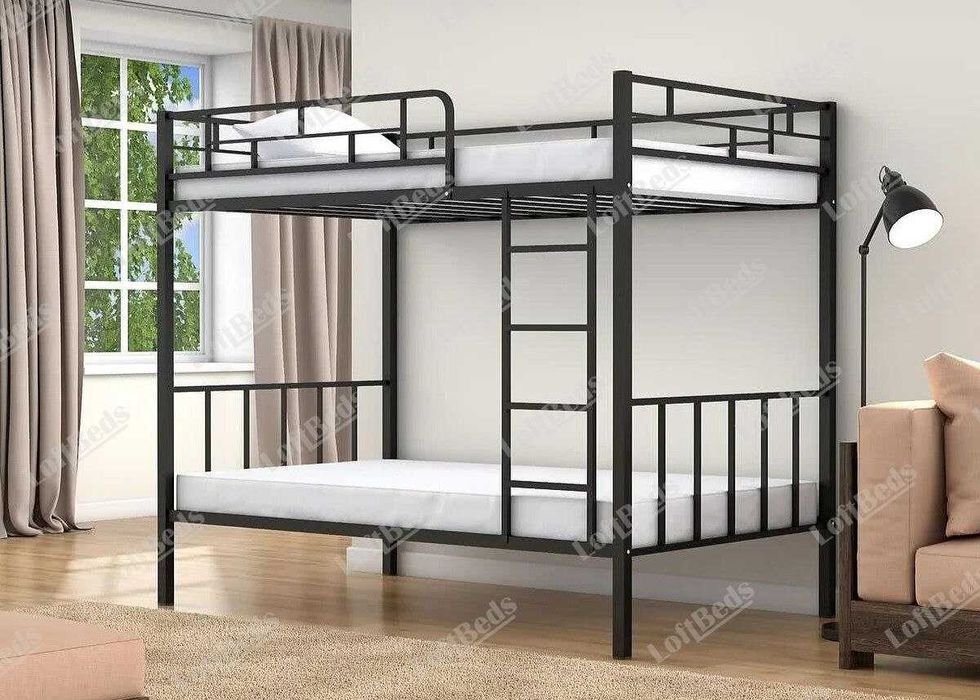 Двухъярусная металлическая кровать детская в отличном состоянии