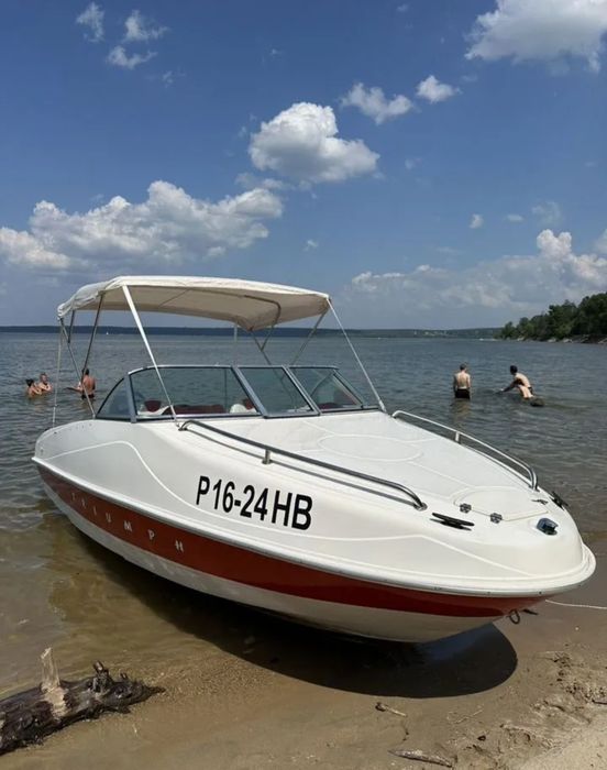 Продаётся Катер Triumph Yamaha 100 лс 4 такта