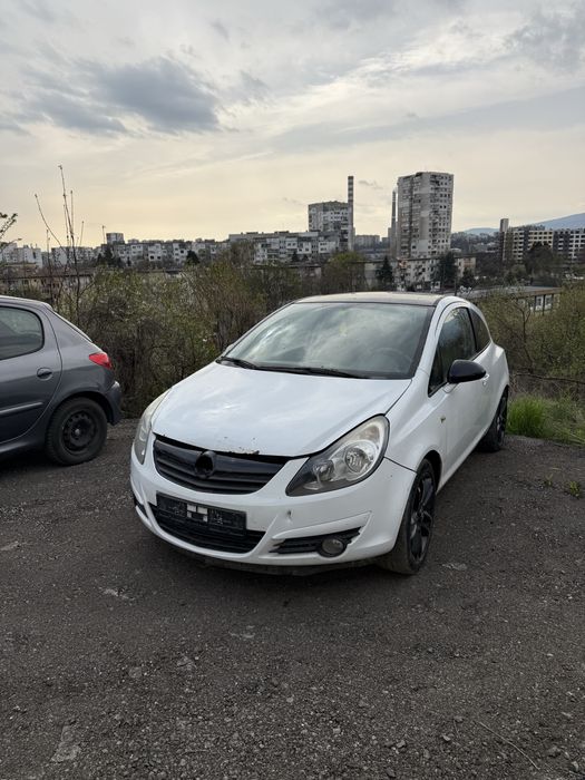 Опел корса 1.2 Д  opel corsa D 80 коня на части