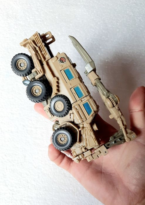 Figurină vehicul Transformers Bonecrusher Hasbro 2019